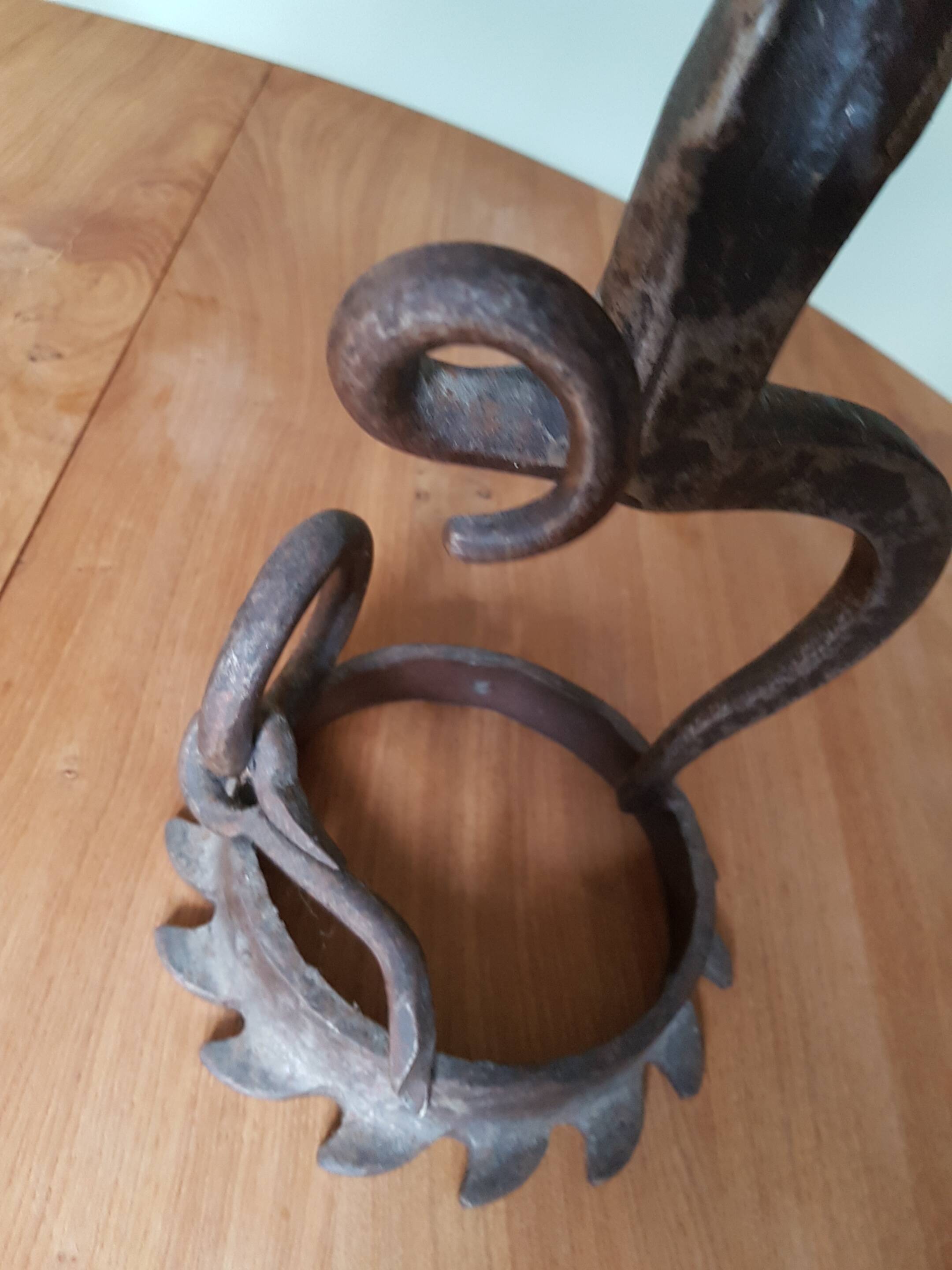 Brutalist style wrought iron lamp base