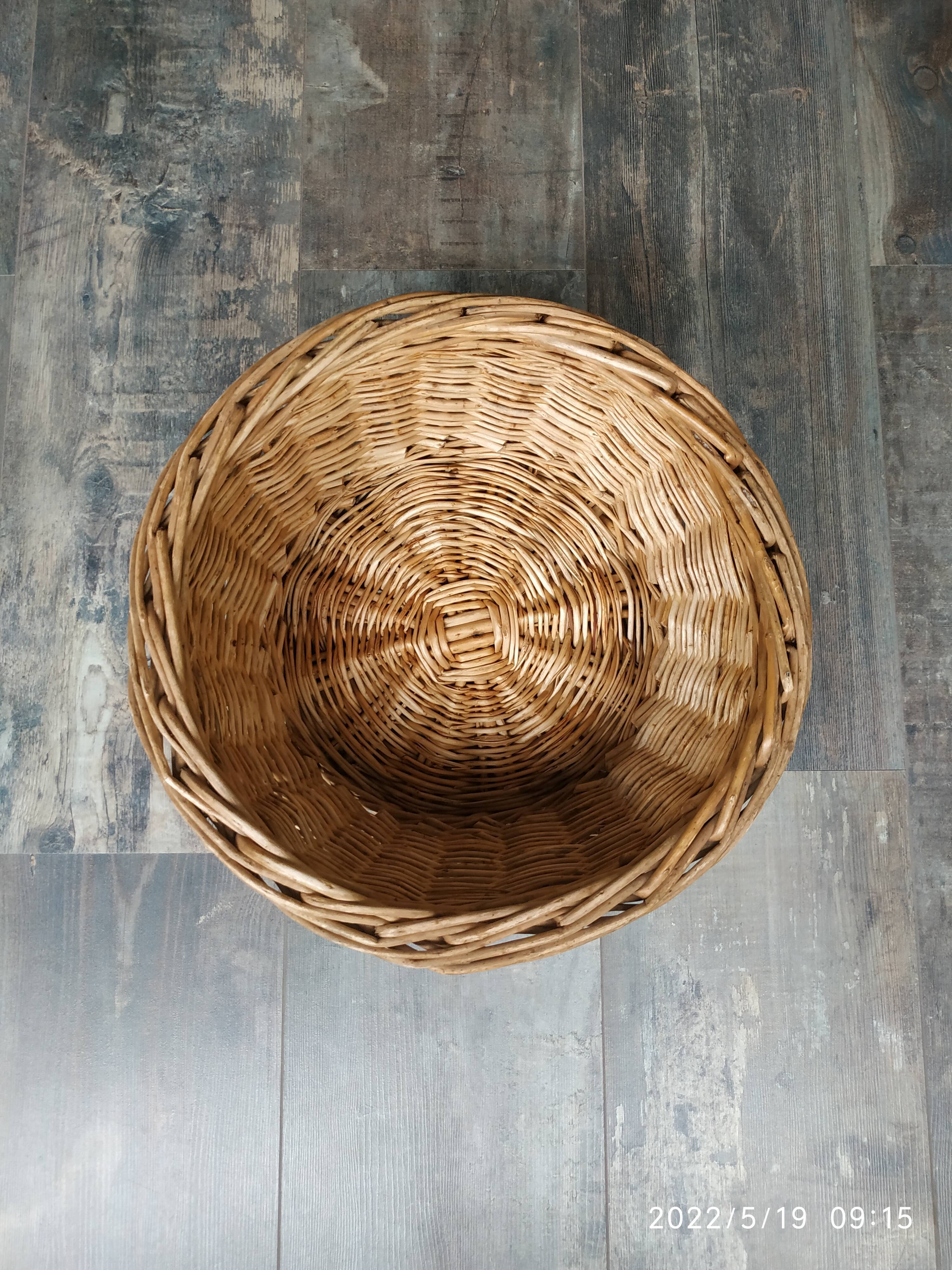Wicker basket