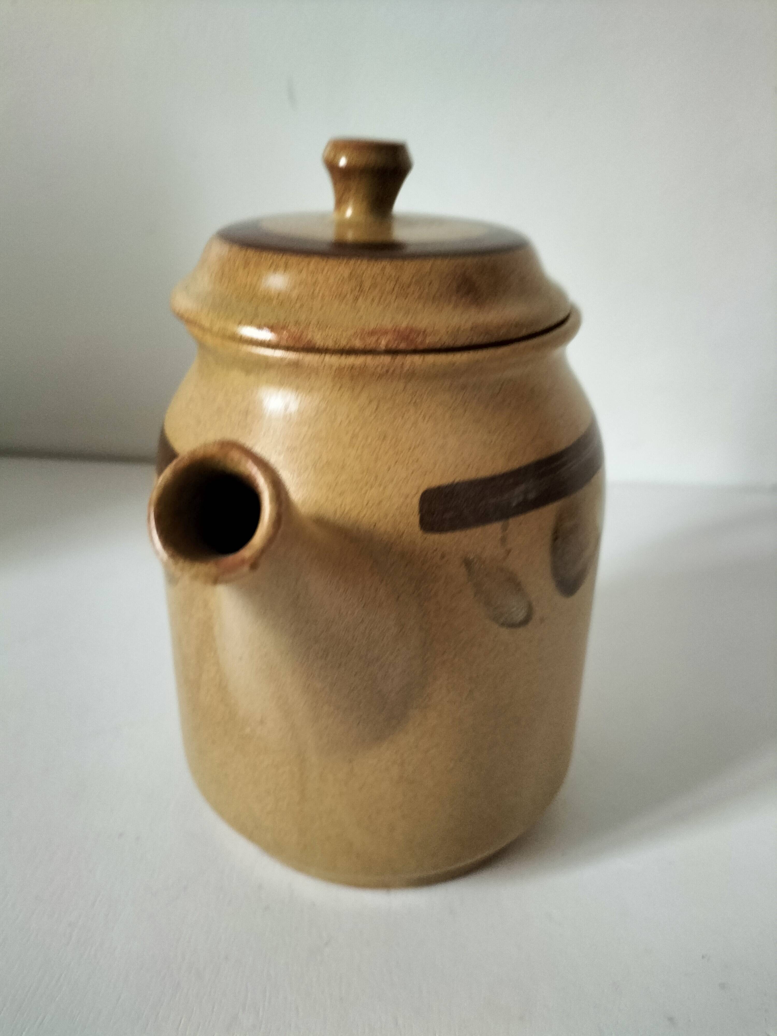 Stoneware coffee/tea pot from Sarreguemines, Lorraine, 70s.
