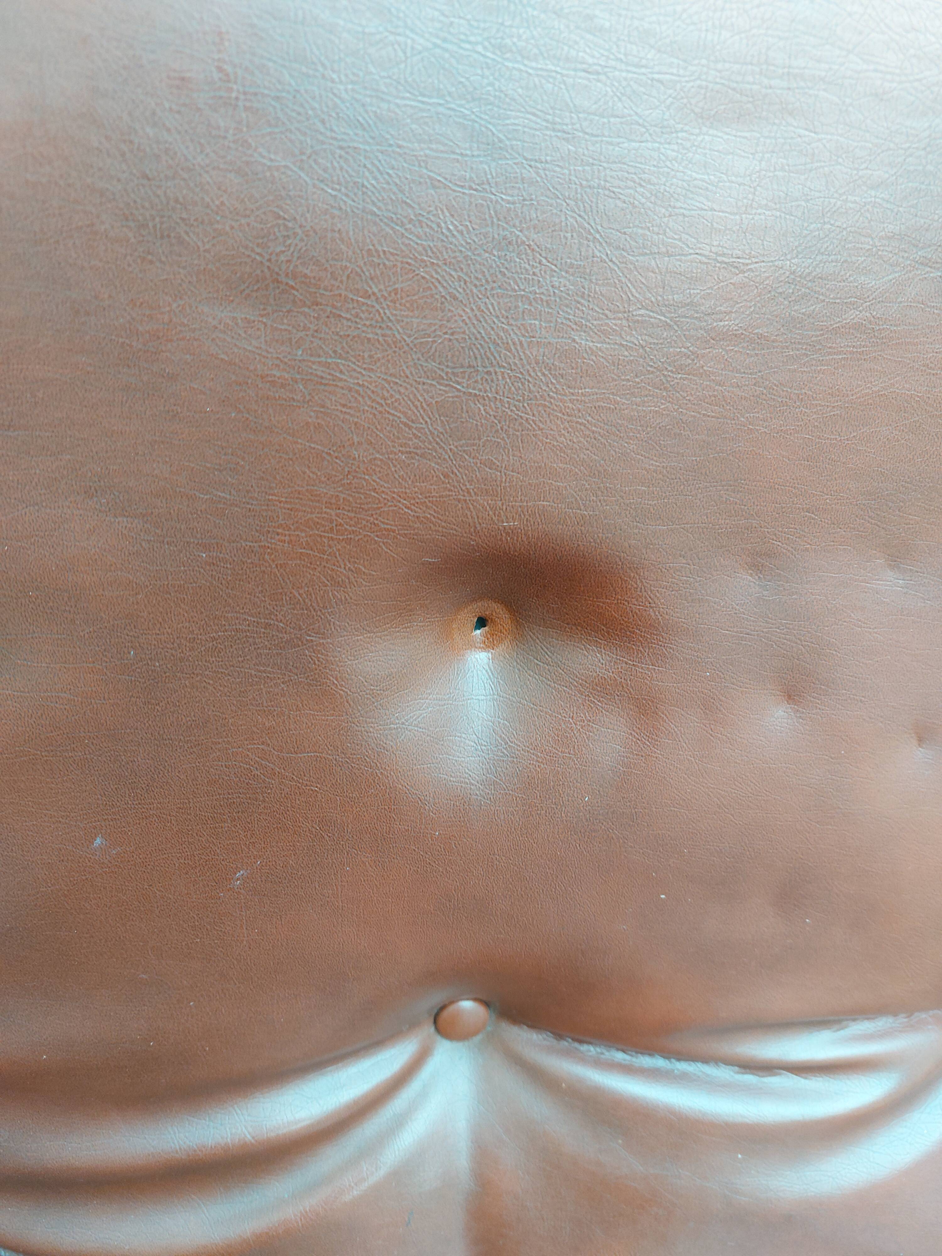 Rotating armchair in vintage skaî 1970