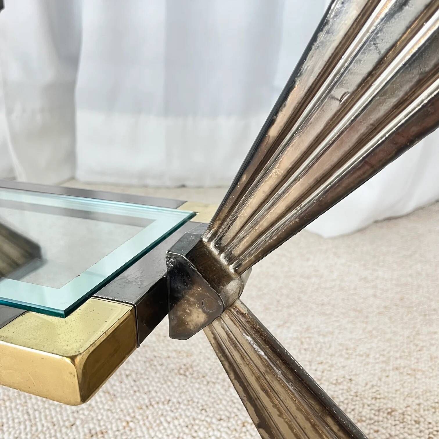 Vintage Italian coffee table in glass, chrome and brass metal, Hollywood Regency style, 1970s.