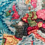 Globe terrestre lumineux vintage