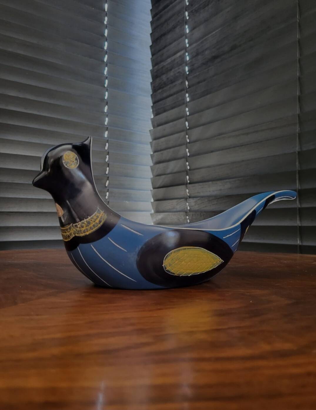 Zweeds design kom in vorm van vogel, Kurt Nilsson voor Jie Gantoft keramiek