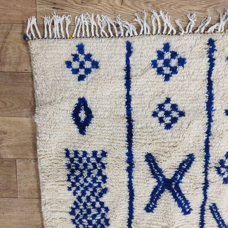 Berber Moroccan wool rug 270cm x 140cm