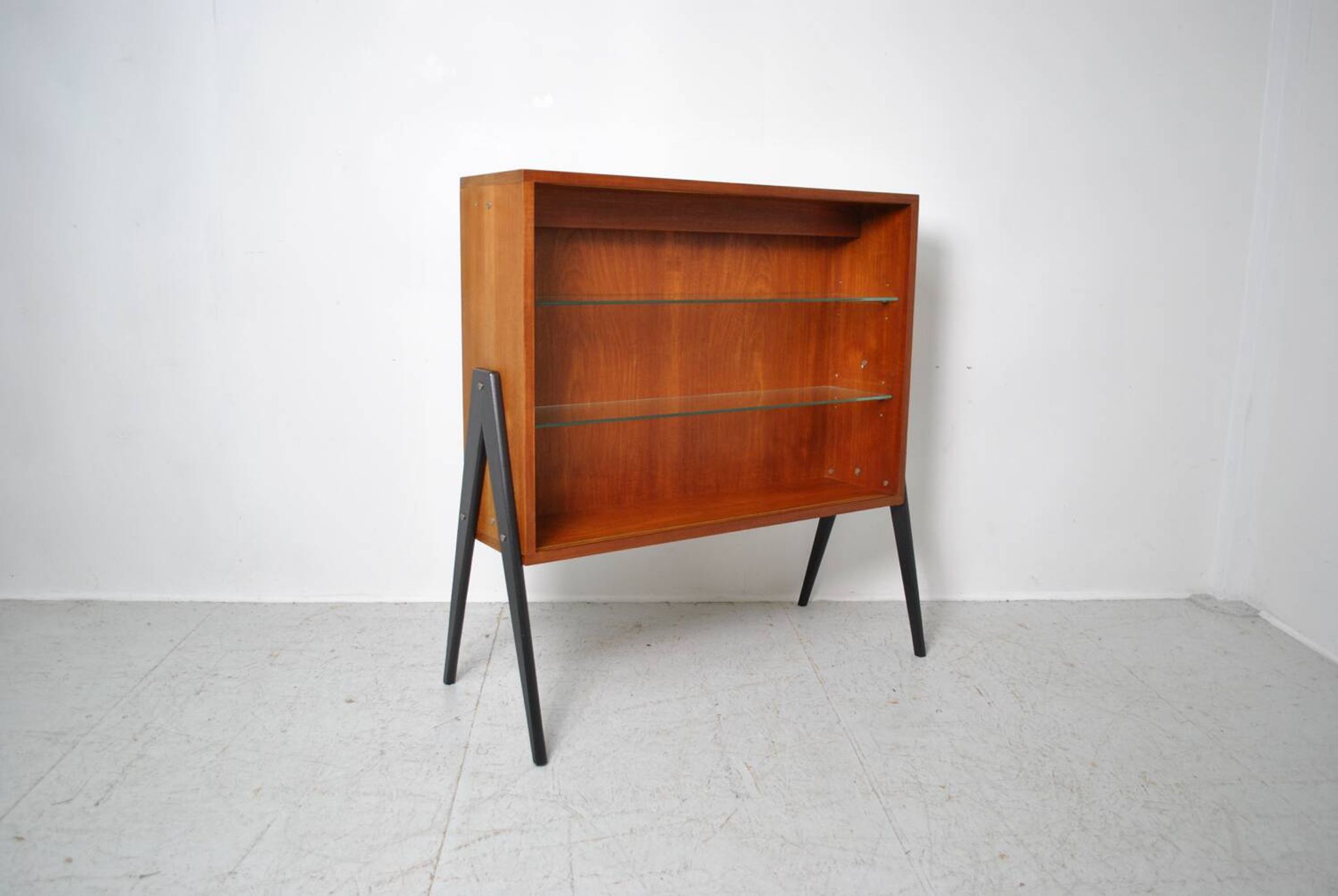 Meuble pieds compas 1970