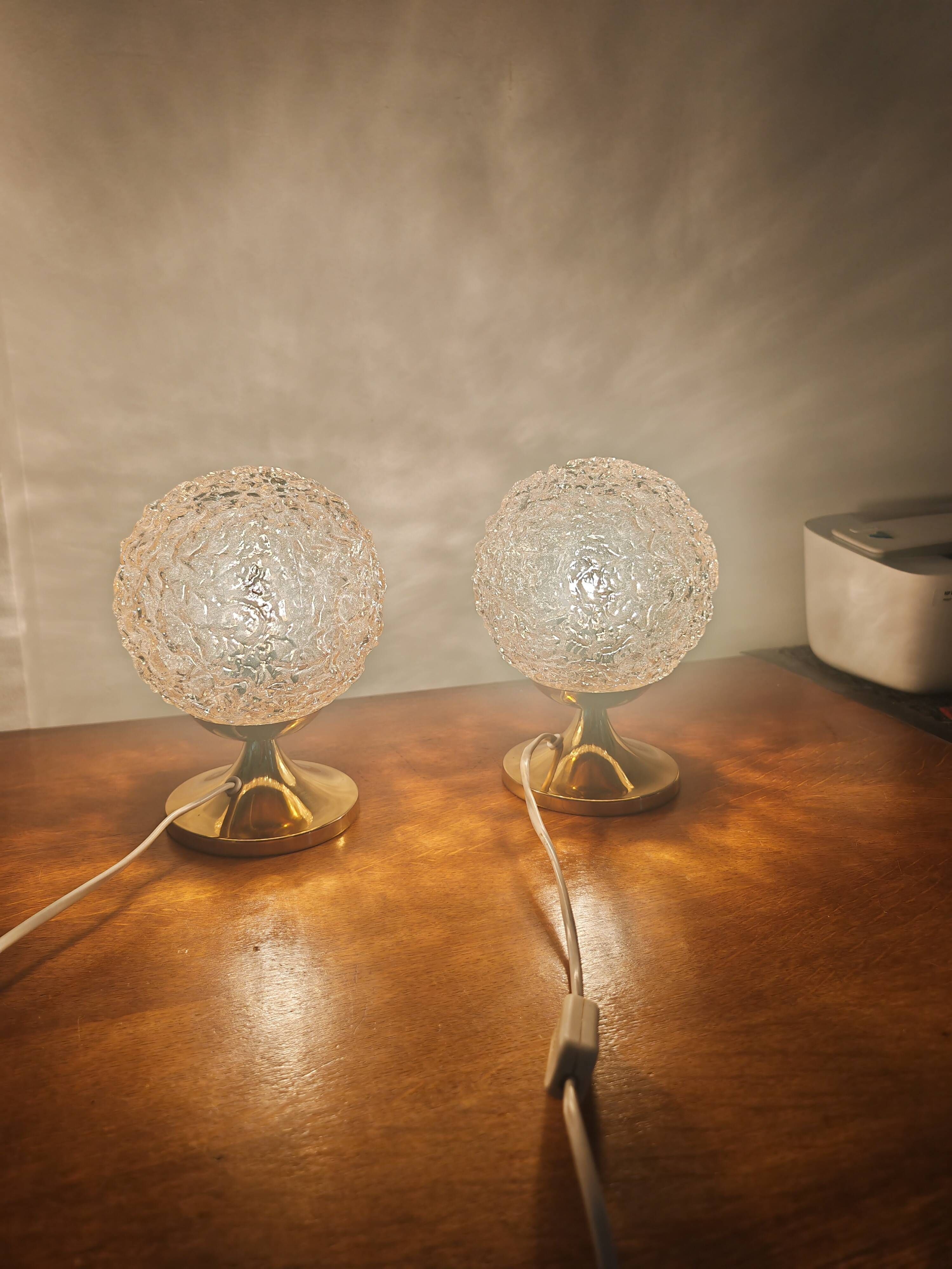 Pair of Space Age table lamps from the 70s – German design – Frosted glass "Ice"