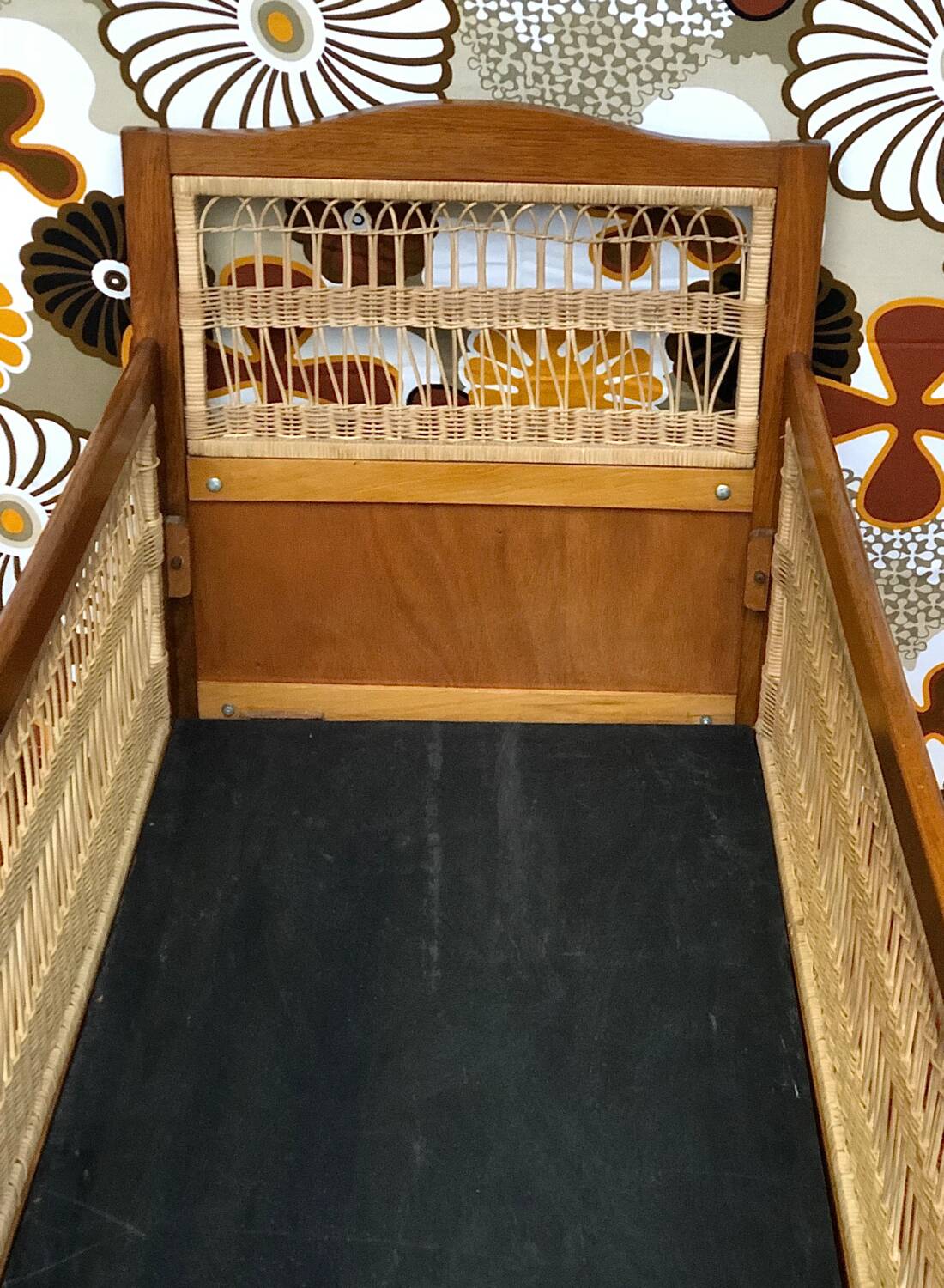Vintage wicker children's bed 1960