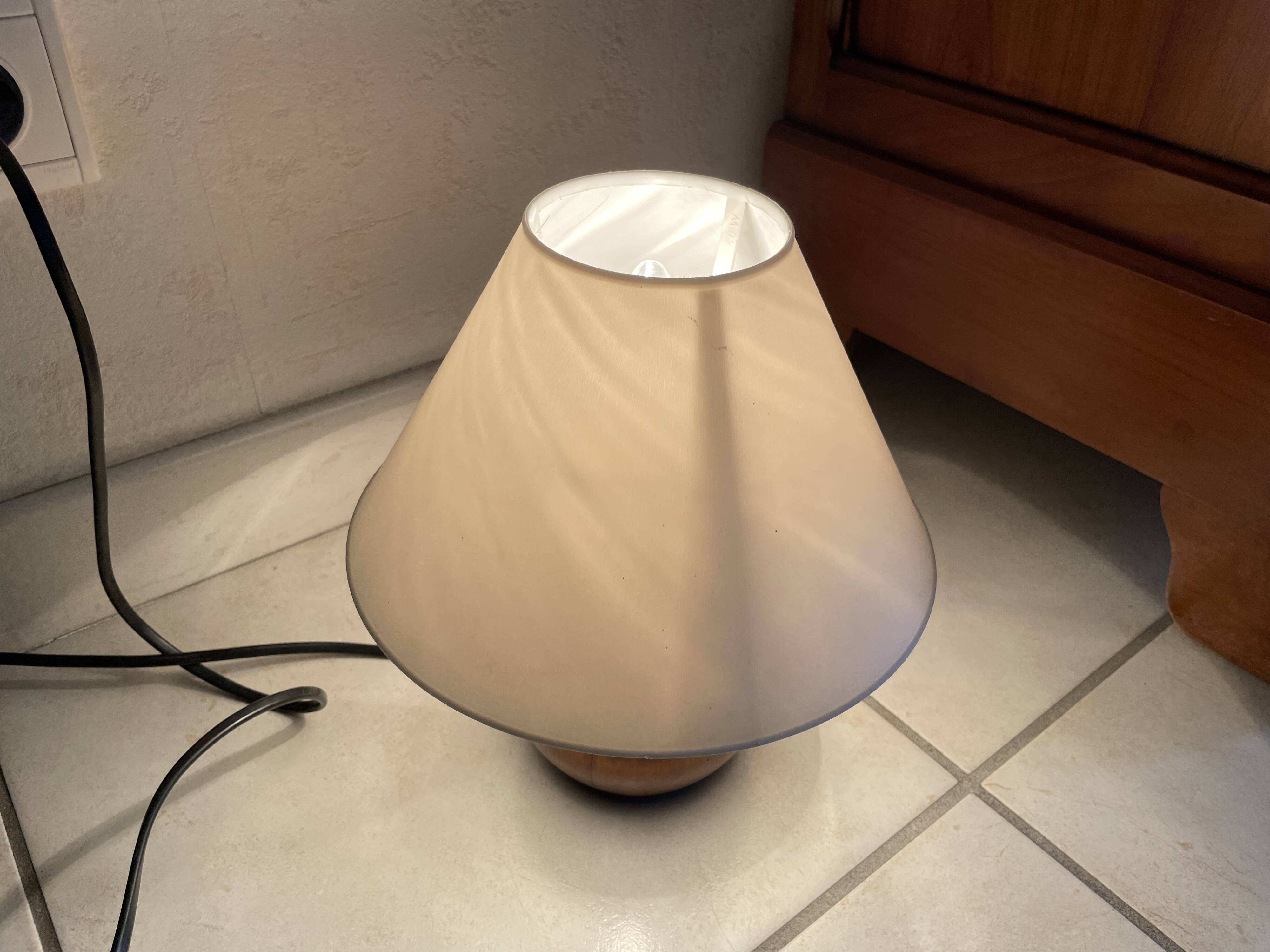 Lampe boule en bois