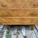 Wooden chest of drawers