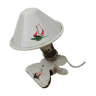 Lamp mushroom clip painted sheet metal