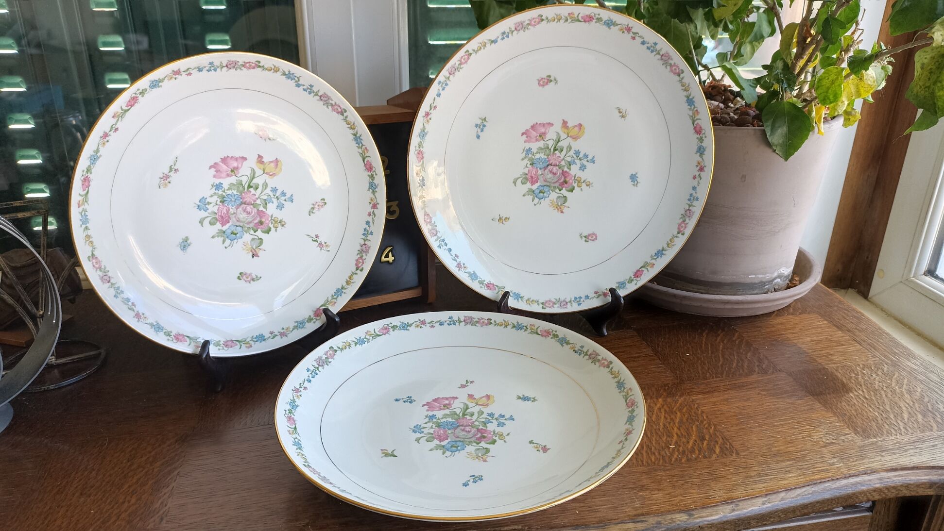 3 serving dishes in Limoges porcelain - Porcelaine limousine