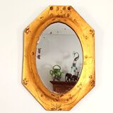 Small octagonal mirror in gold leather