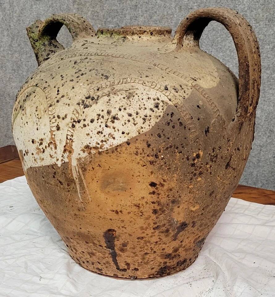 Old traditional Kabyle / Berber terracotta pottery