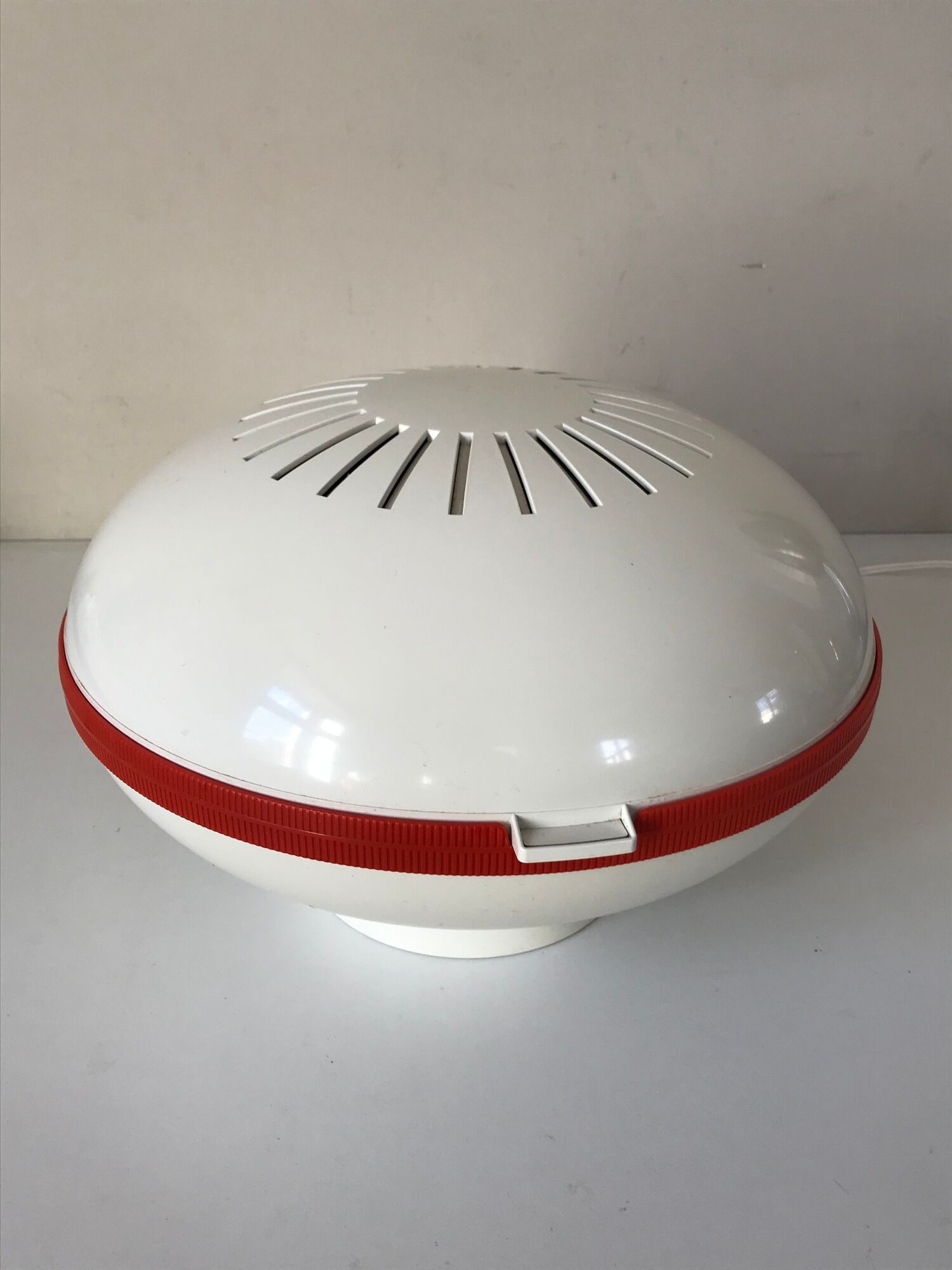 Hairdresser flair ufo vintage design Annees 70