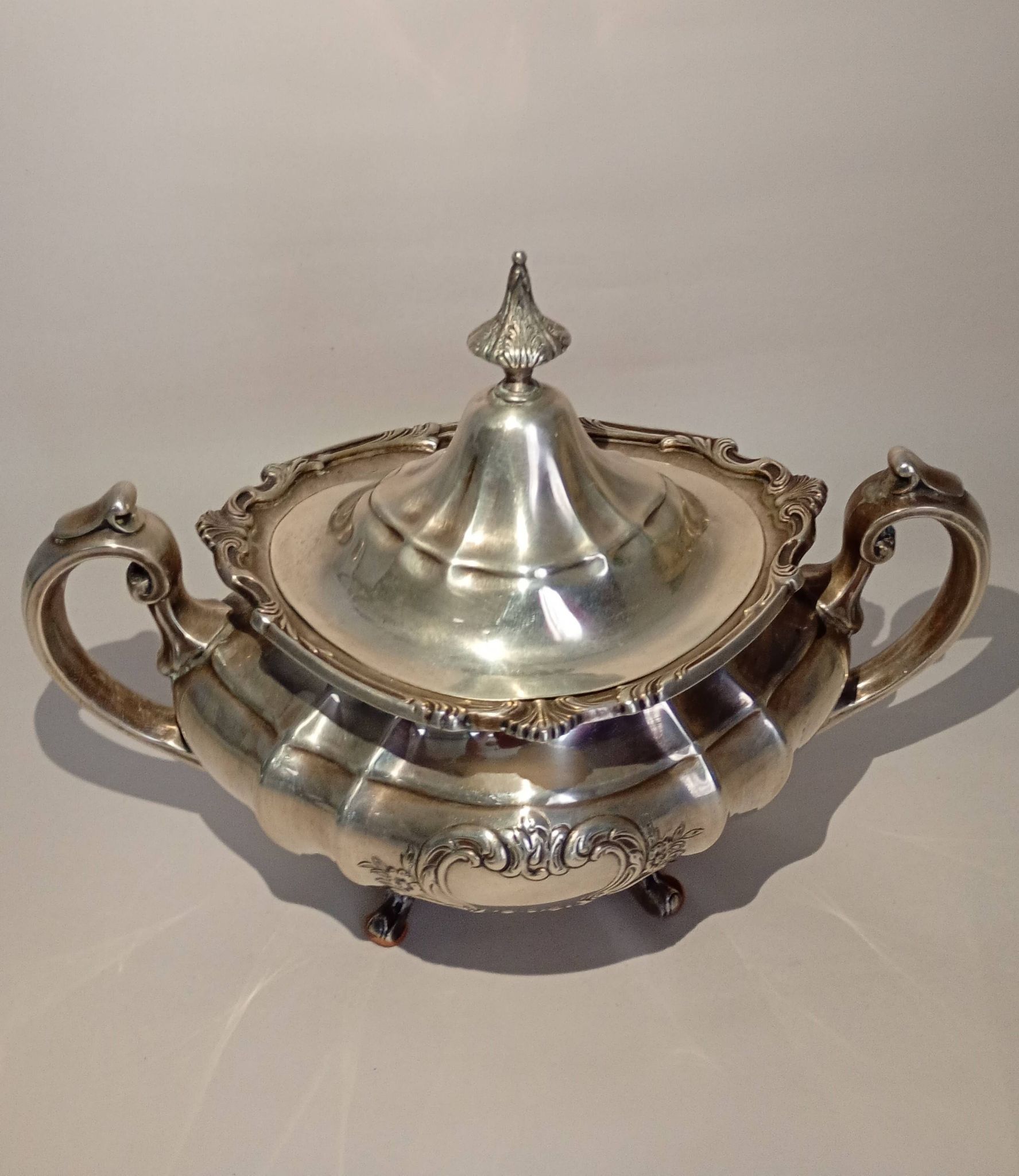 Reed & Barton Solid Sterling Silver Sugar Bowl & Creamer 790 grams