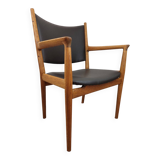 JH513 armchair by HJ Wegner for Johannes Andersen