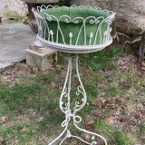 Wrought iron standing planter