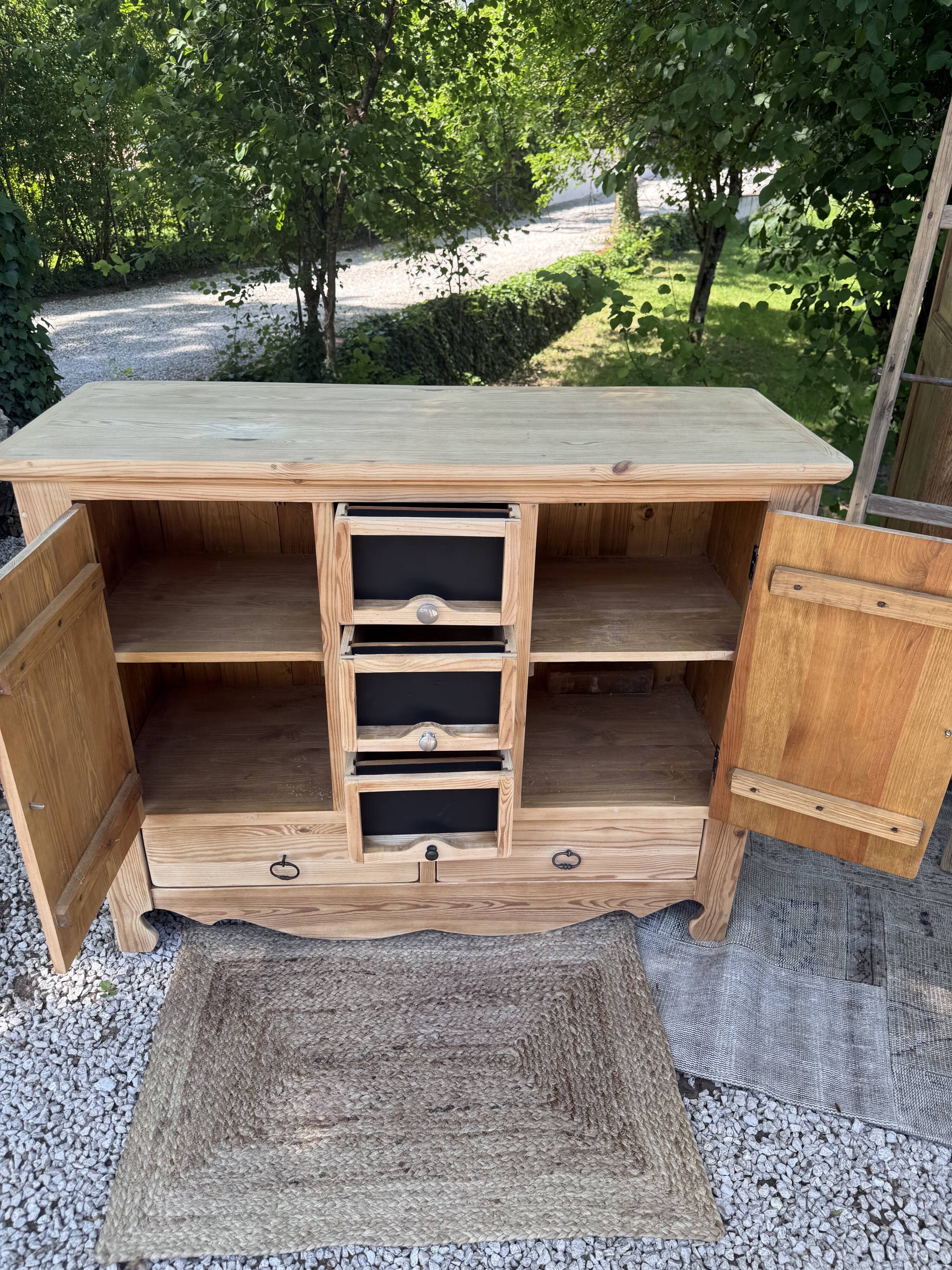 Storage furniture / Solid pine sideboard