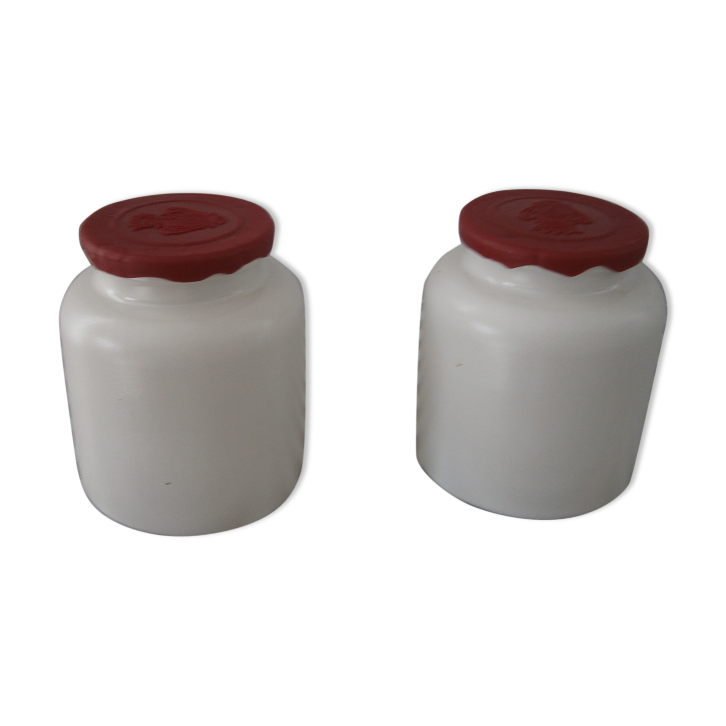 Set of two sandstone pots