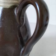 Two-tone stoneware jug model 424