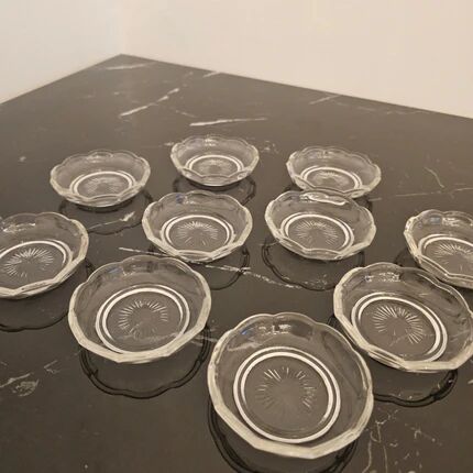 Set of 10 small crystal bowls from Val Saint Lambert.