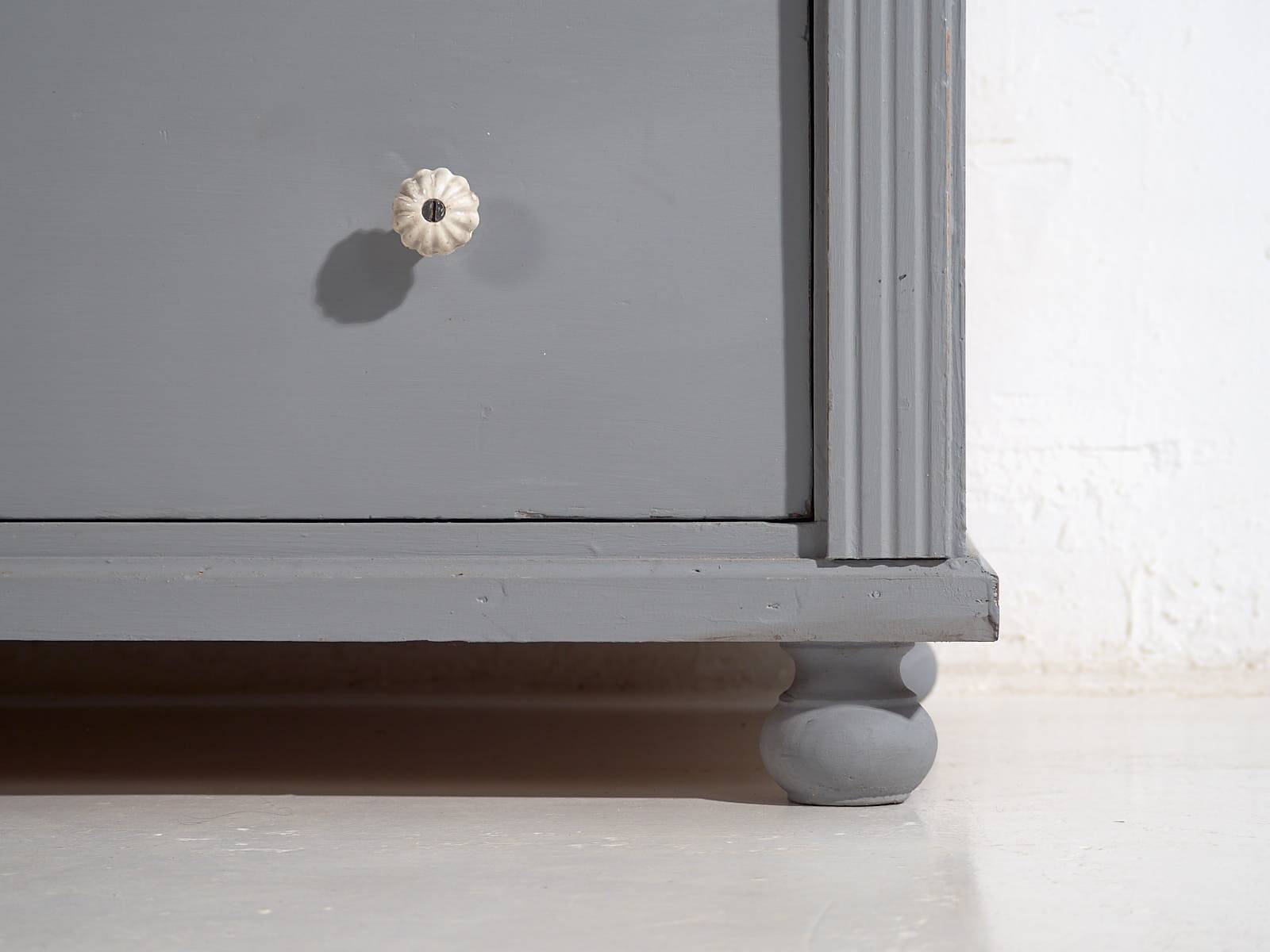 Antique grey chest of drawers (c.1920) #19
