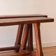 Banc en bois brut vintage