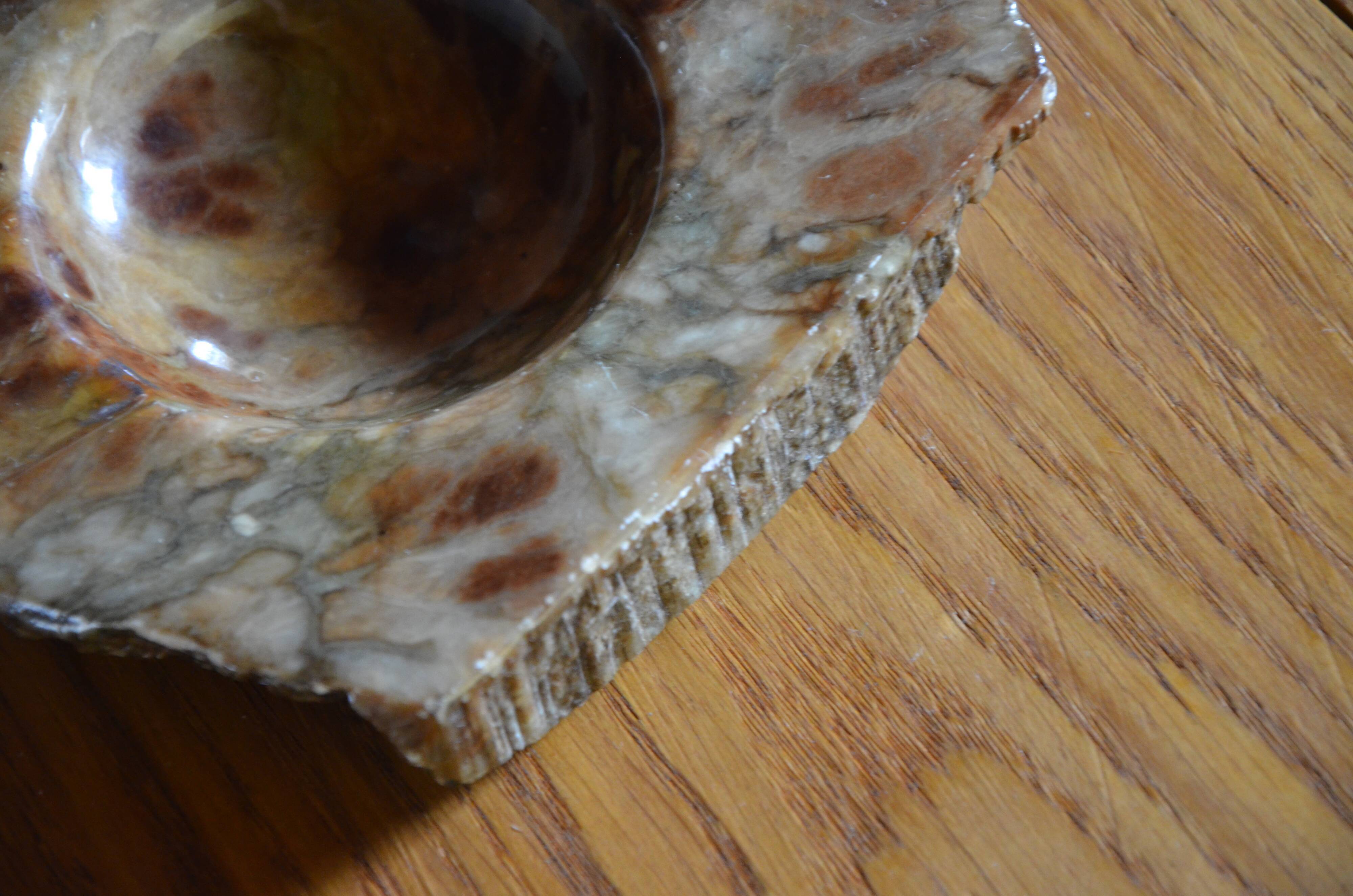 Green and brown alabaster ashtray