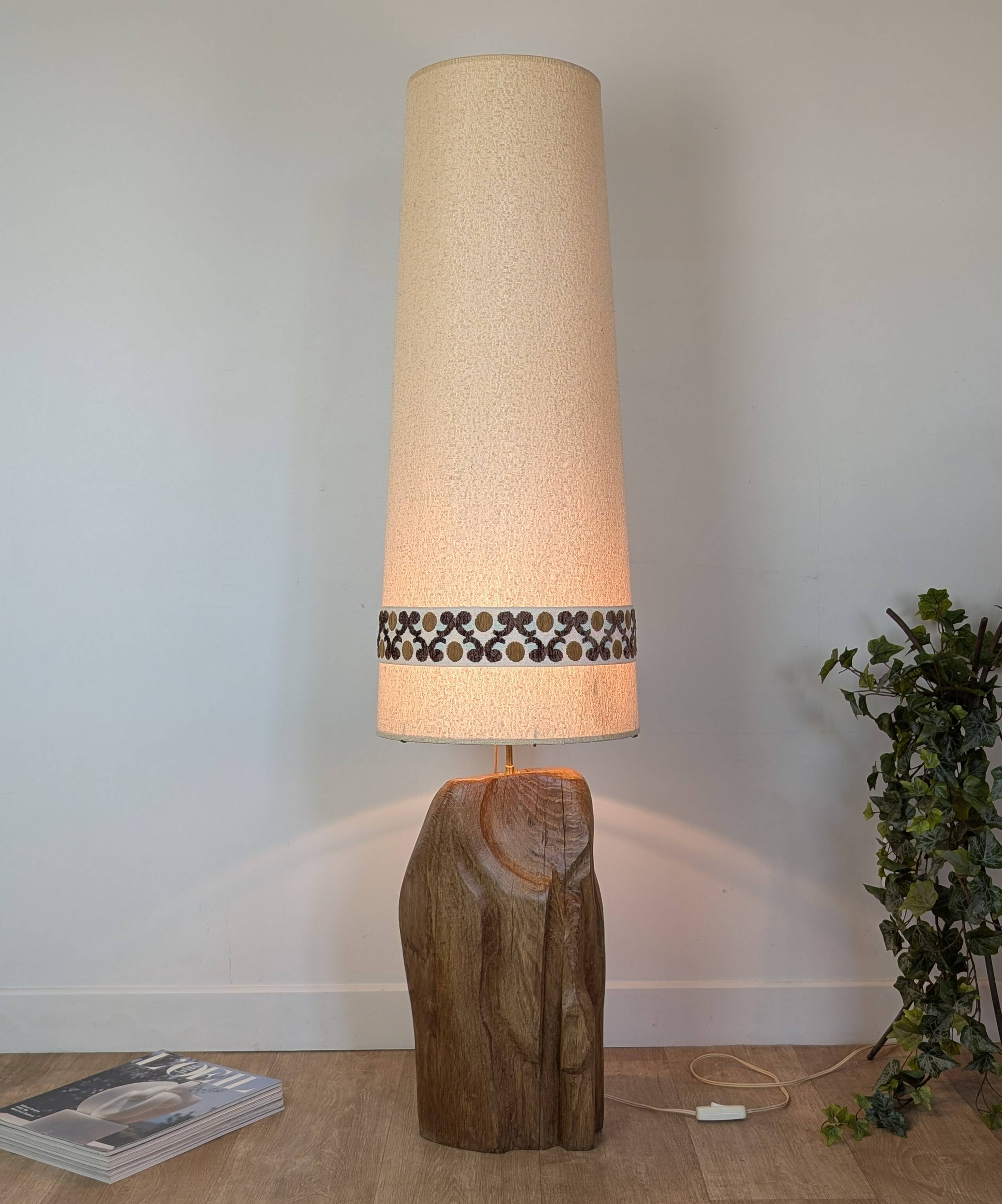 Brutalist oak sculpture lamp