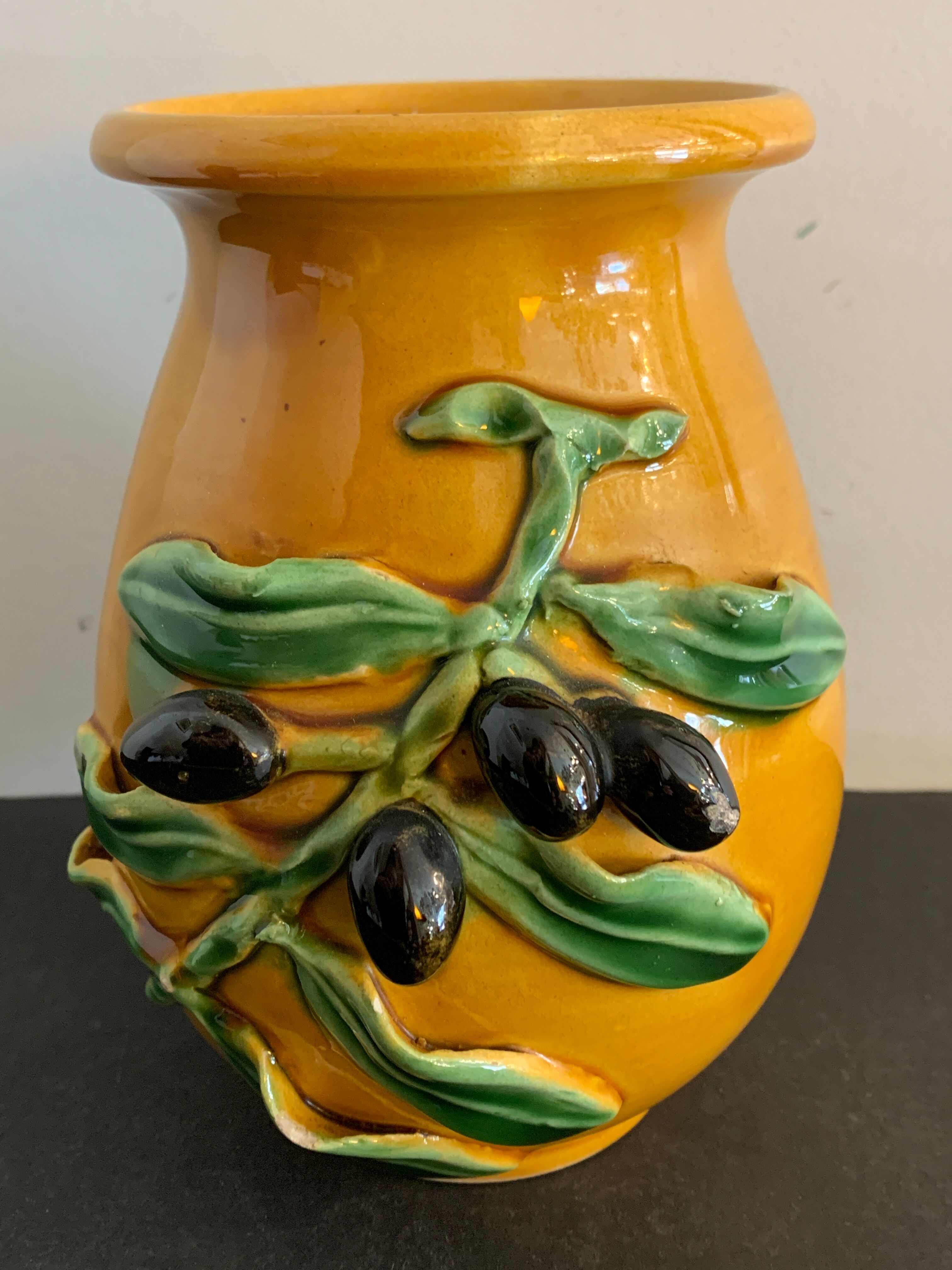 Vallauris ceramic dabbling olive pot