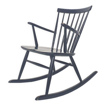 Chaise berçante à dossier de fuseau noir, Danemark Années 1960