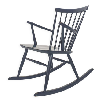 Chaise berçante à dossier de fuseau noir, Danemark Années 1960