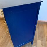 Vintage chest of drawers