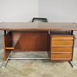 Desk and two chairs by Fantoni, 1960, set of 3