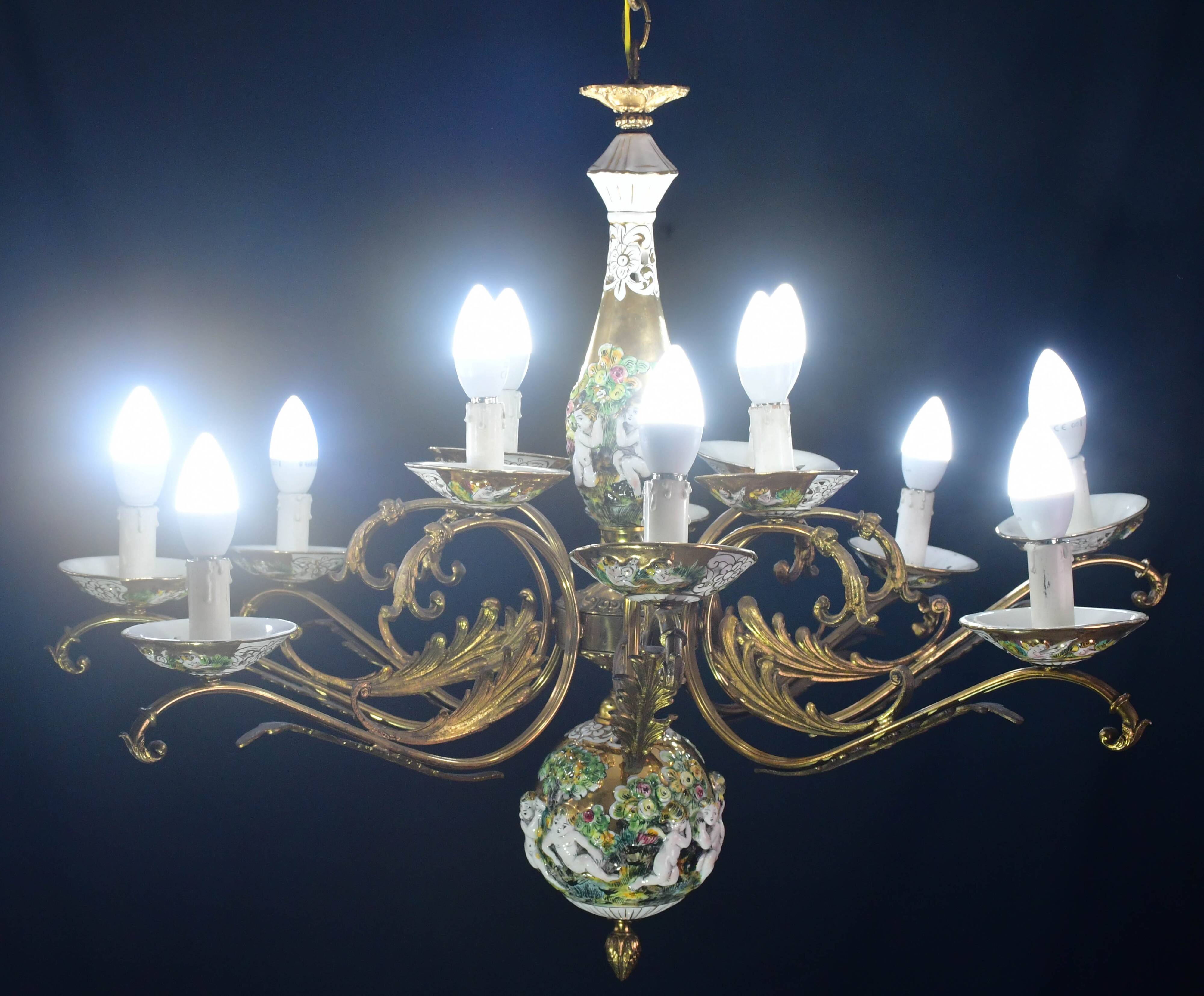 Manila, large size 12 light Italian vintage ceramic chandelier, 1960