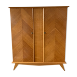 Compass foot cabinet