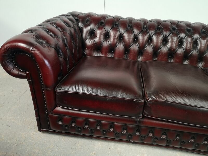 Sofa chesterfield leather burgundy three places bambou