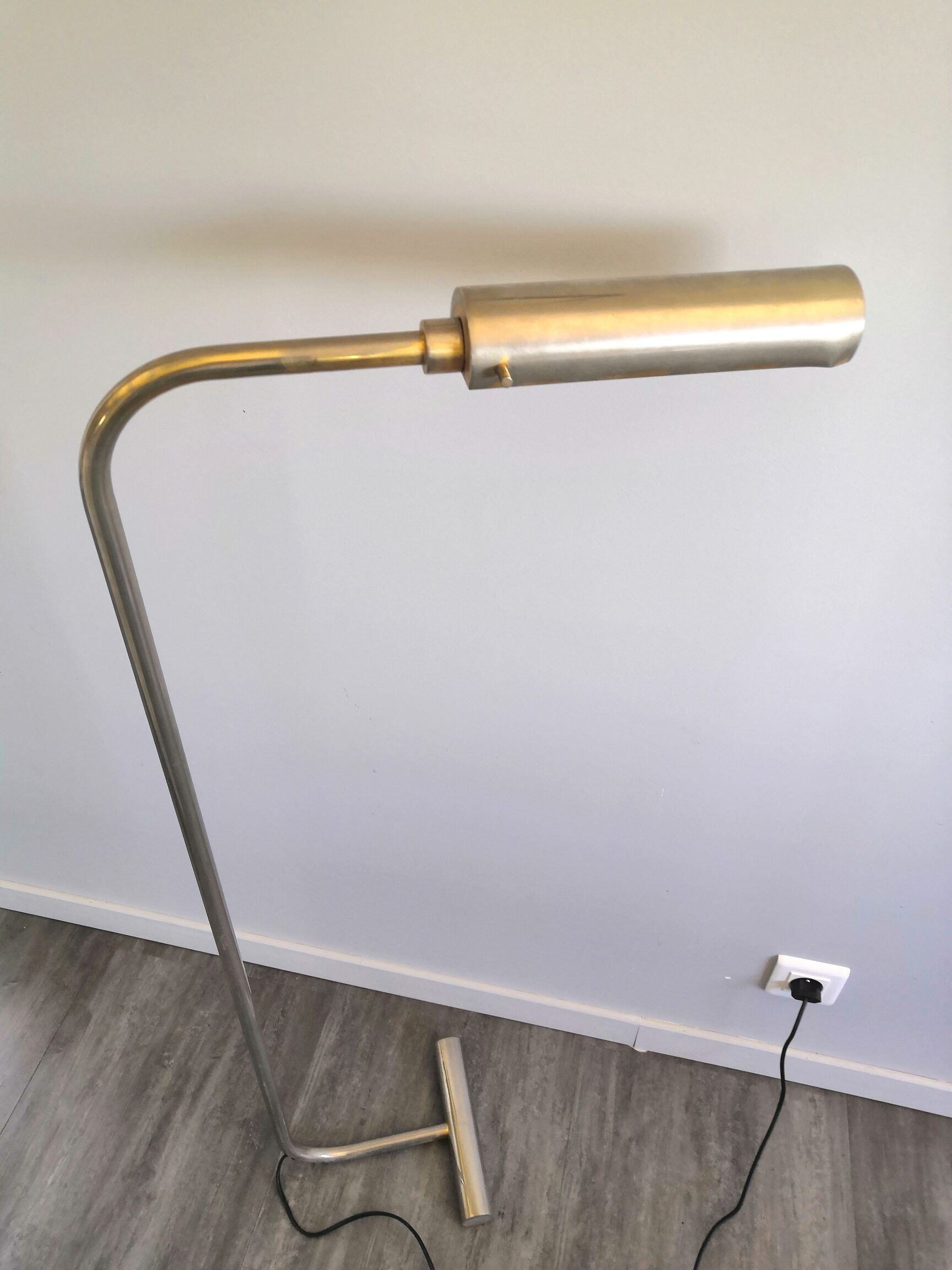 Metal e-reader design Christian Liaigre 70s - 80s