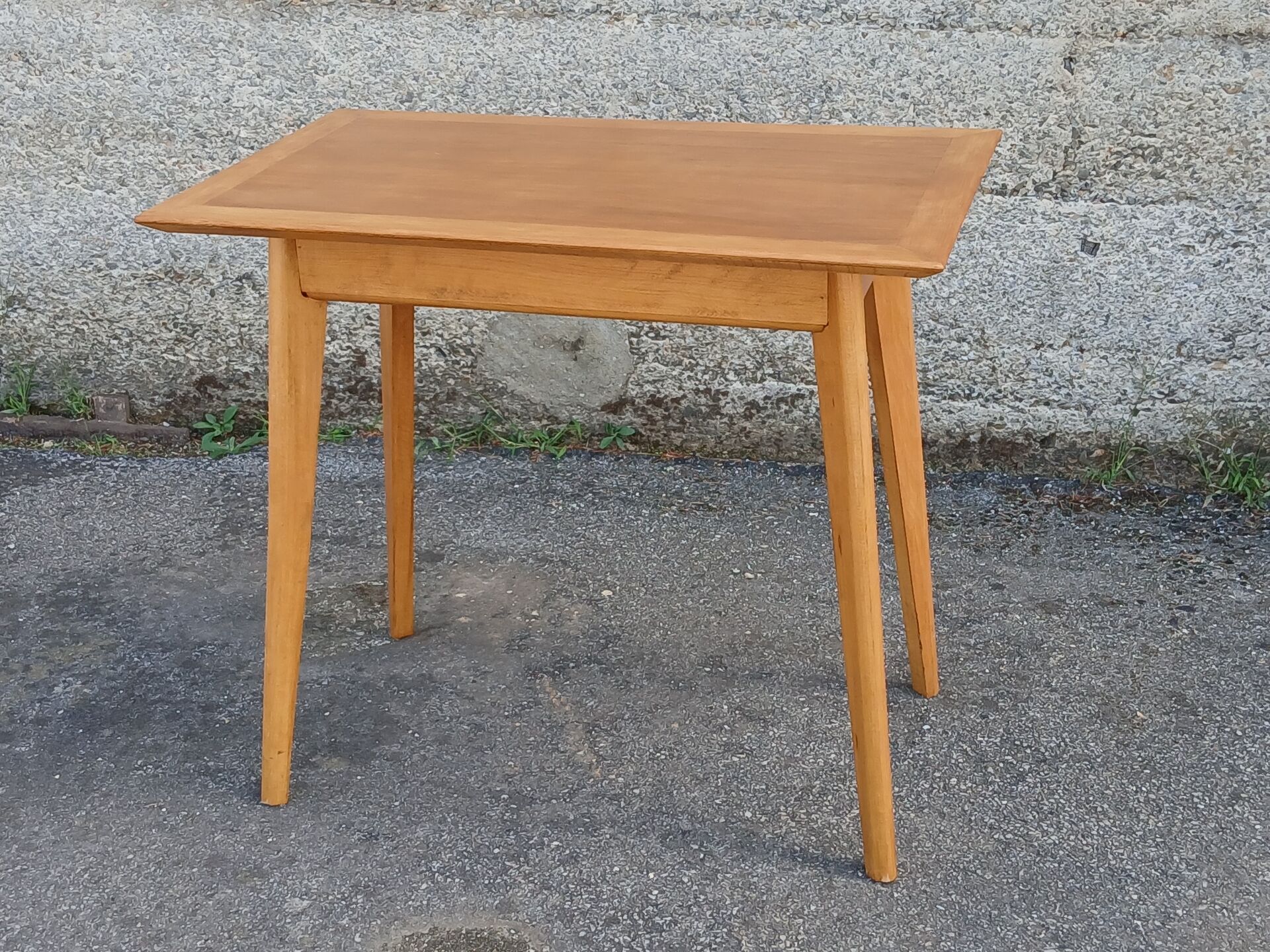 Table d’appoint bureau anneées 50/60