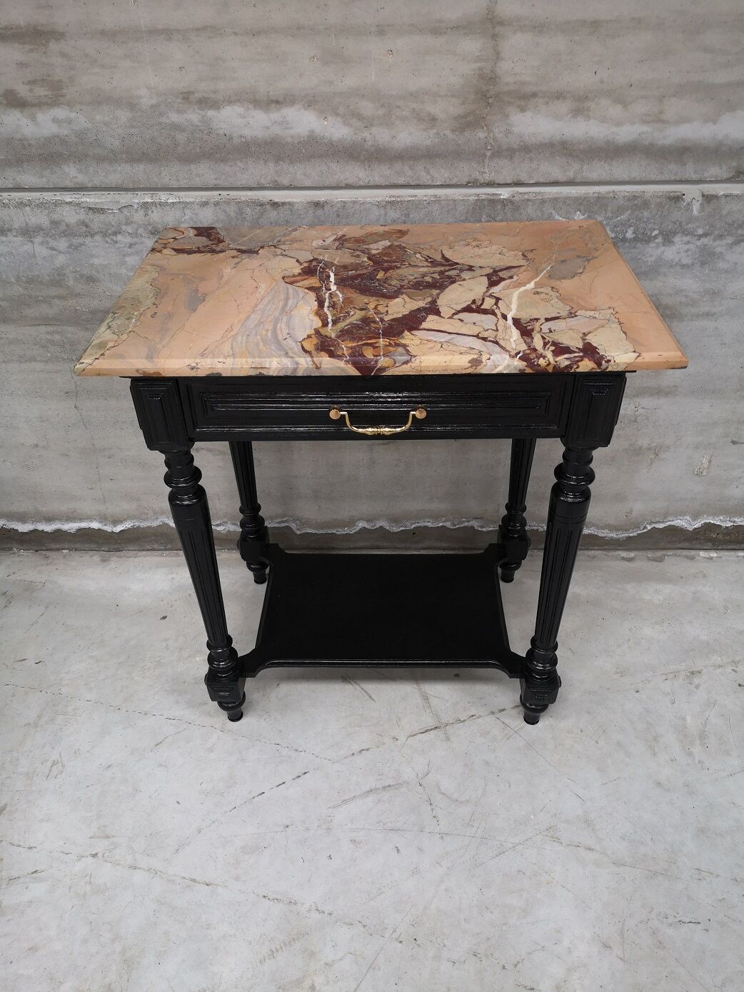 Console d'applique laqué noir sur chêne marbre de brèche pâté de foie style Napoléon III