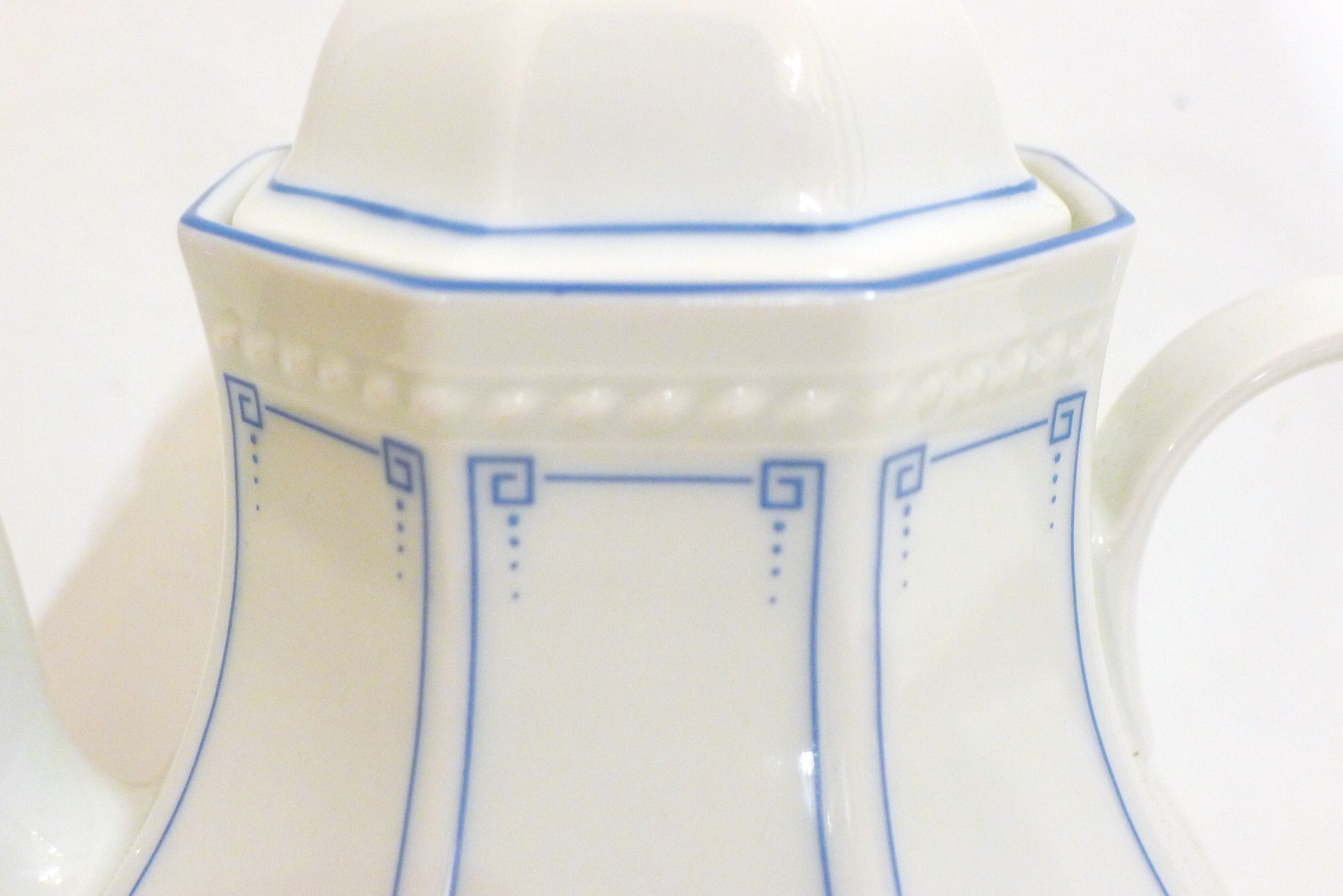 Porcelain teapot Schirnding Bavaria miXXth