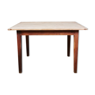 Farm table 4 to 6 people