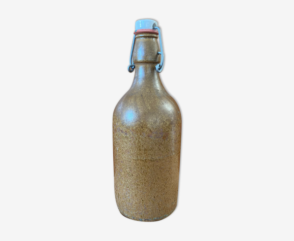 Bouteille en grès