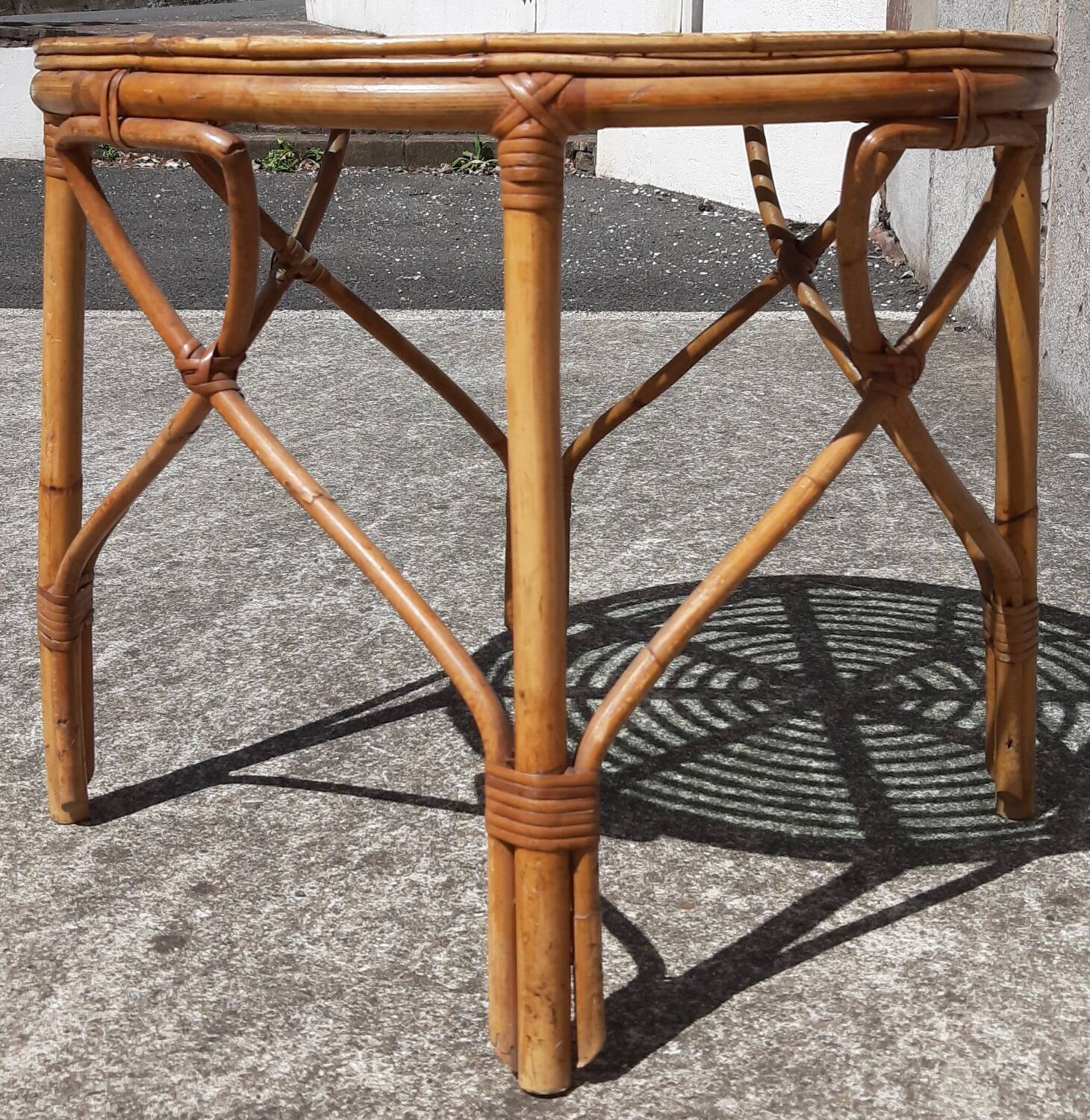 Rattan/bamboo coffee table (glass top)