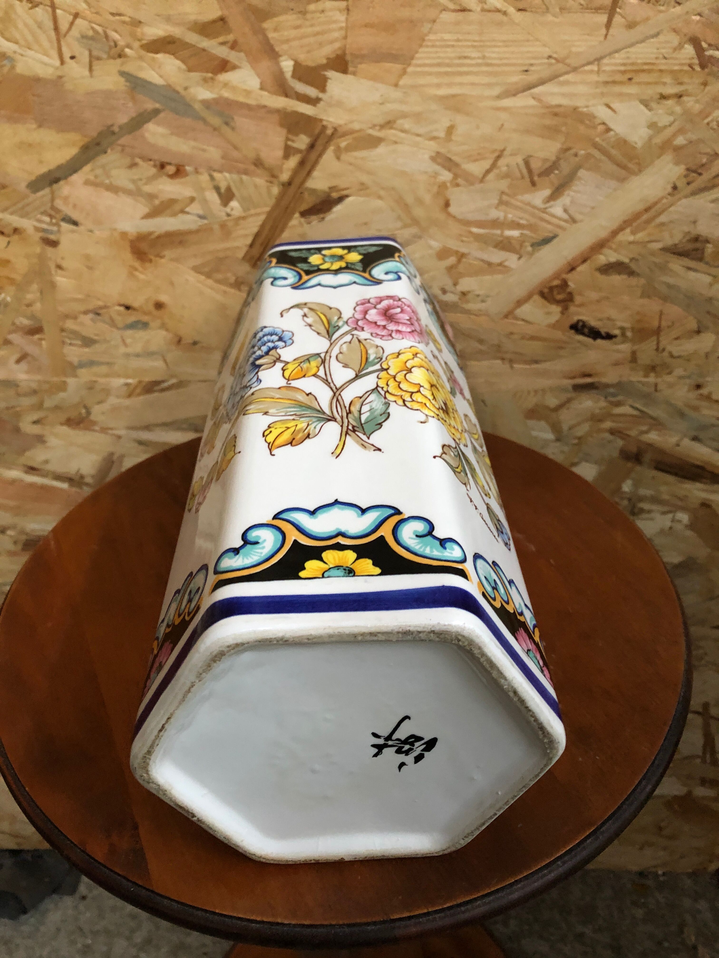 Old hexagonal vase v v carraresi ceramic white decoration flowers vintage