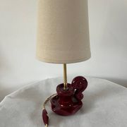 Burgundy porcelain lamp