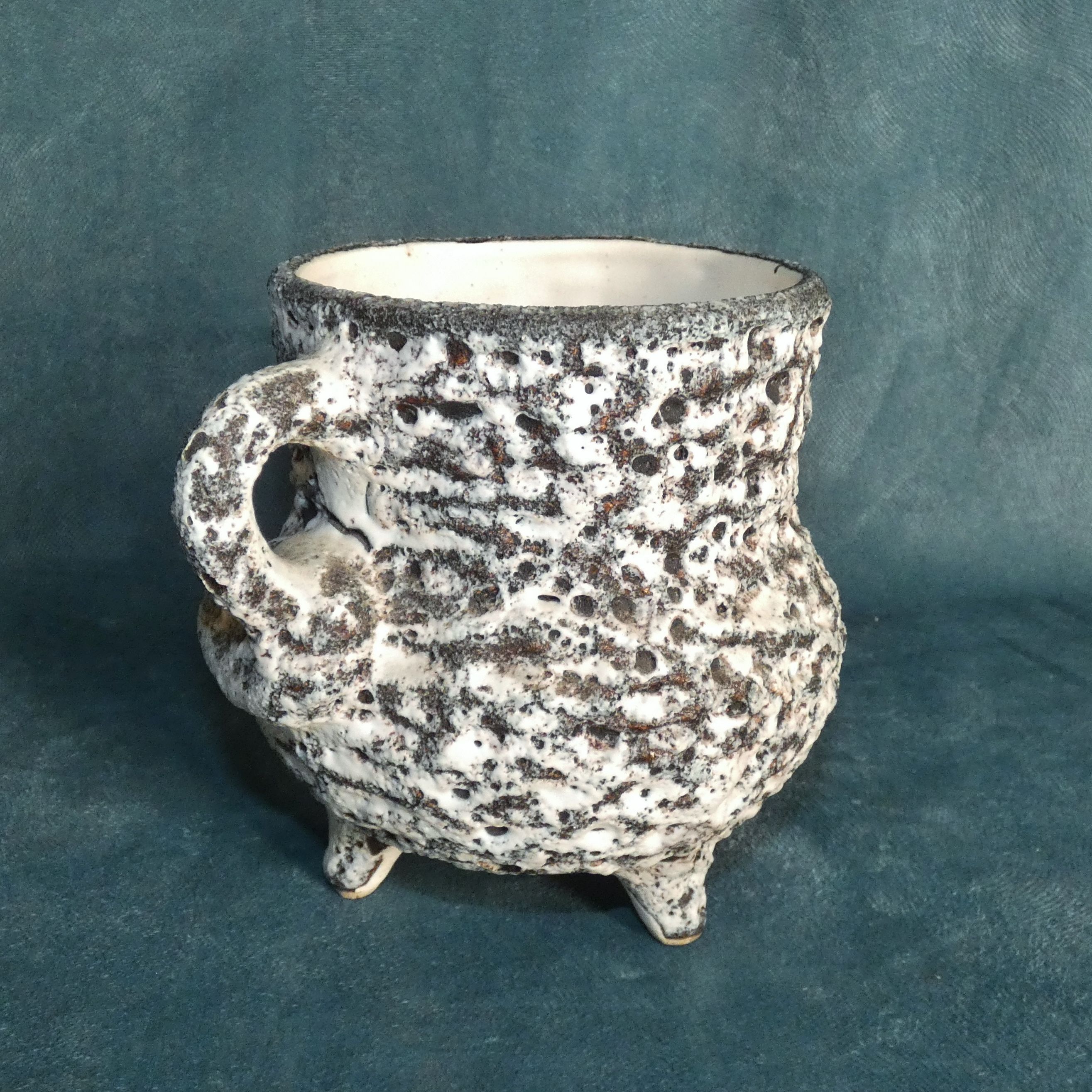 Vase planter cover-pot tripod Ceramic Fat Lava DLG M. Giuge, Vallauris 1960