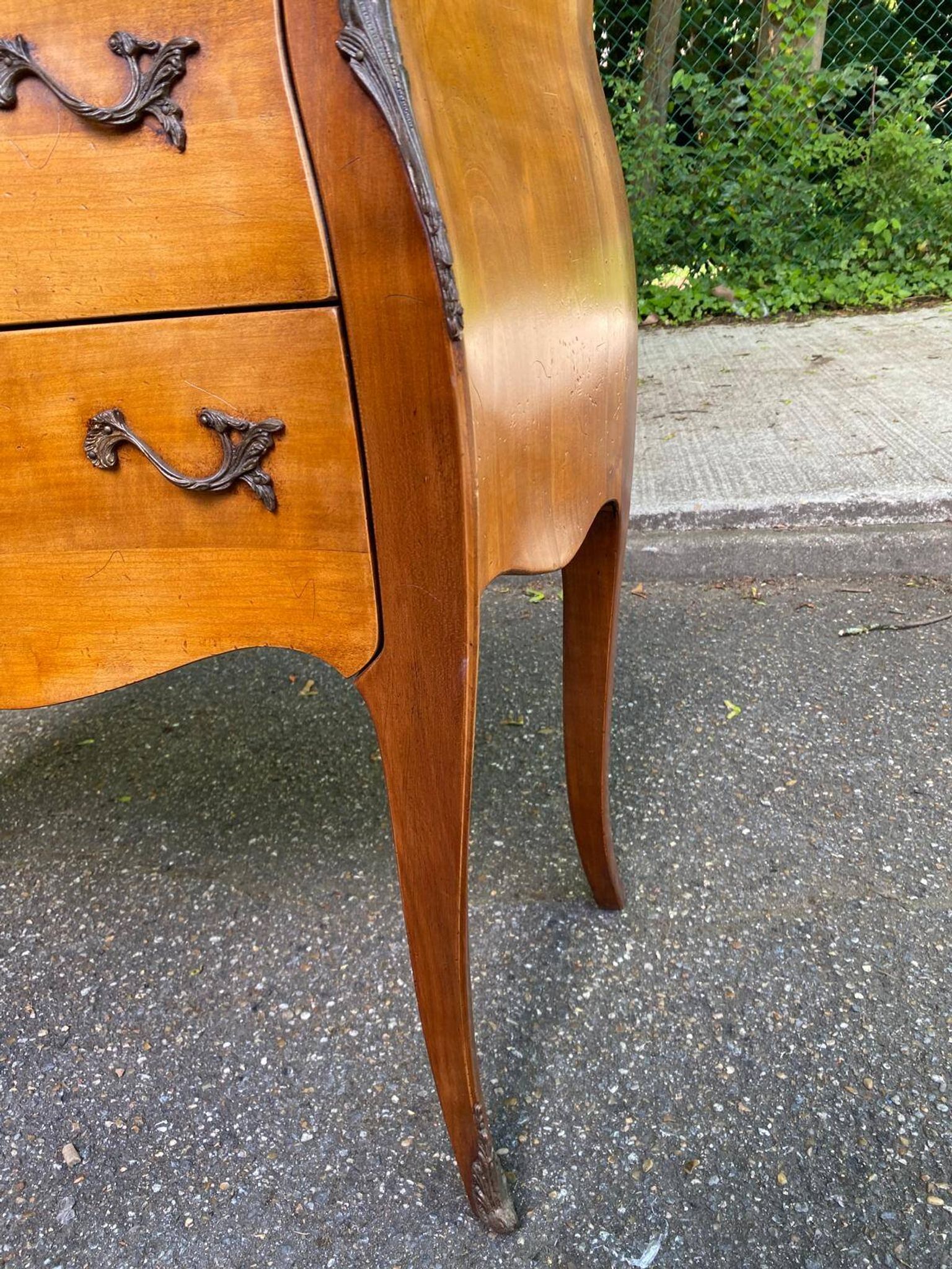 Vintage Louis XV commode in light solid wood, France 1920.