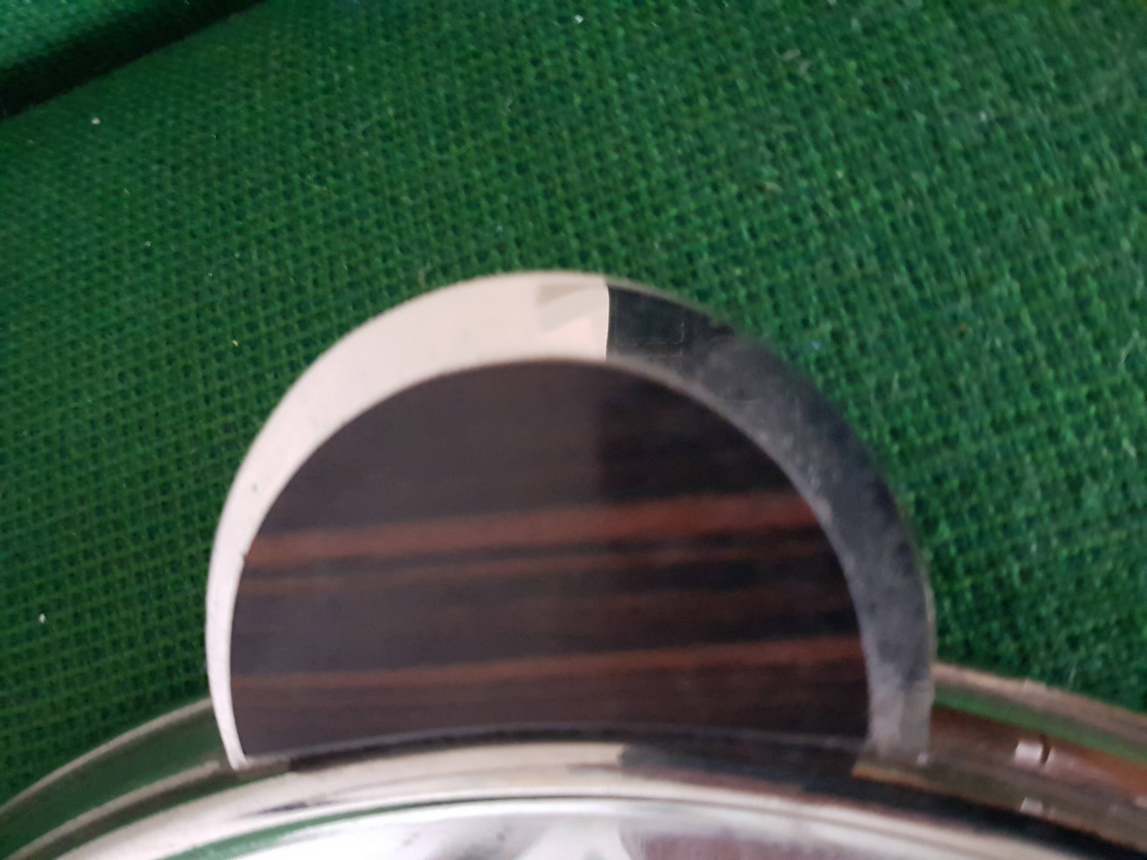 Round mirror tray
