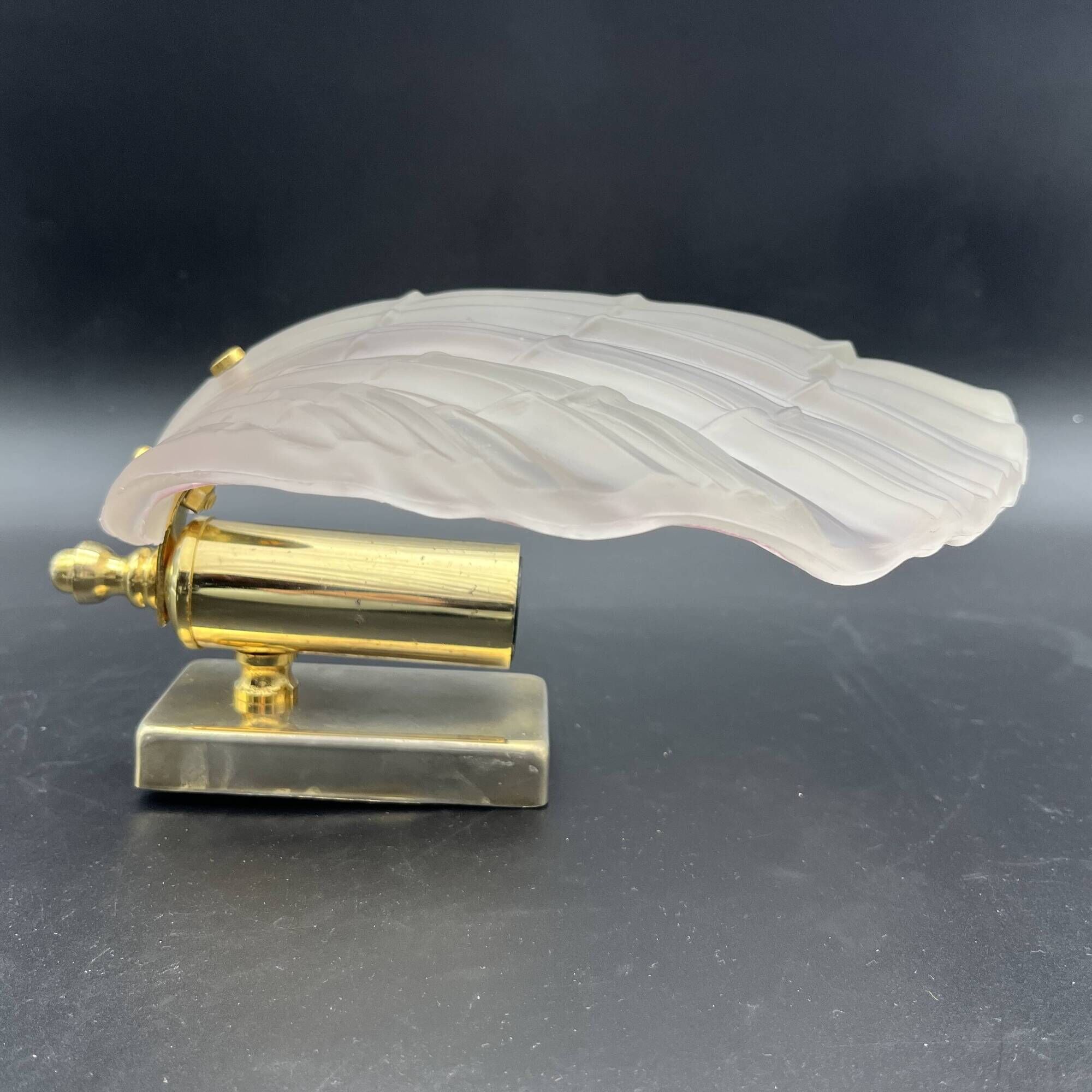 Vintage shell wall light in pink pressed glass and gold steel